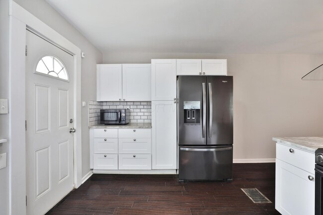 Building Photo - 1416 S Ohio Ave