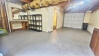 Building Photo - Charming 3 Bed 2.5 Bath Home in Newcastle