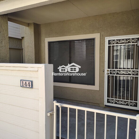 Primary Photo - 2035 S Elm St