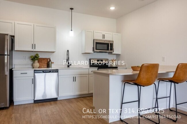 Primary Photo - 424 Parkview Dr