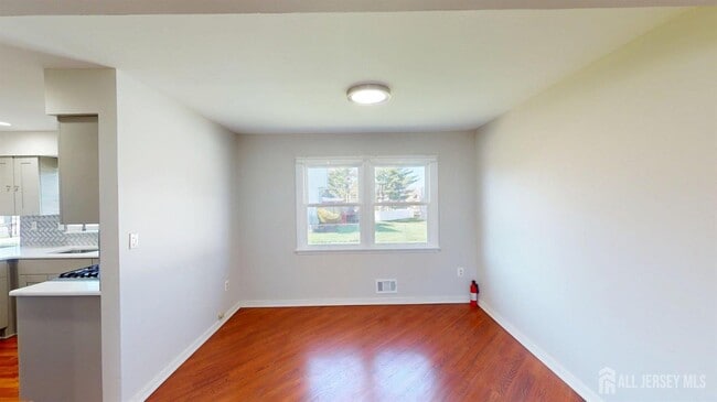 Building Photo - 77 Princess Dr