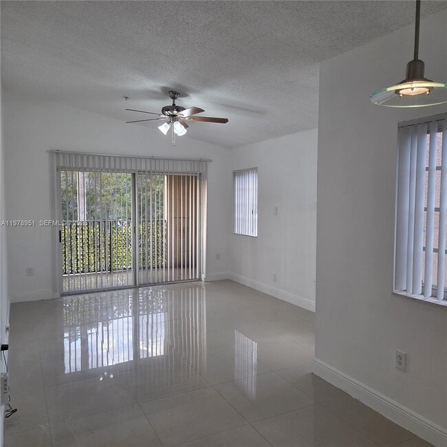 Building Photo - 2031 Renaissance Blvd