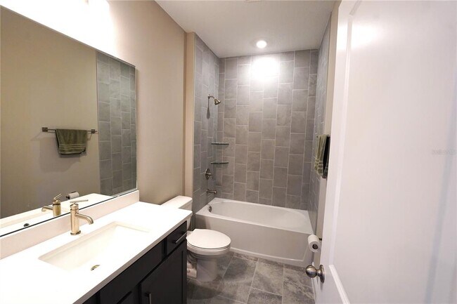 Building Photo - 2173 Sunshine Peak Dr