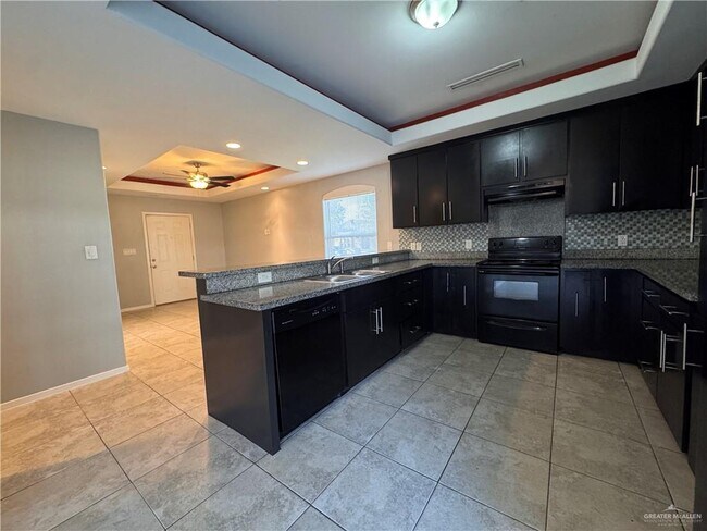 Building Photo - 28 W Sarah Evans St