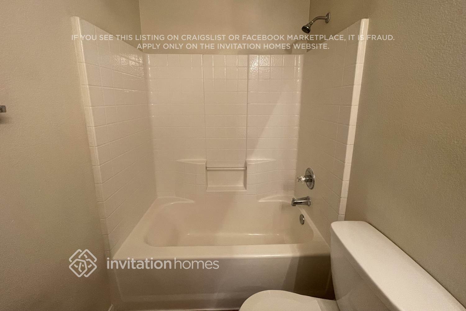 Building Photo - 3963 Indian Gold St