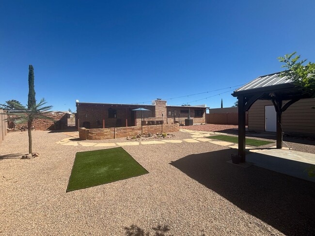 Building Photo - 1964 Sonoita Dr