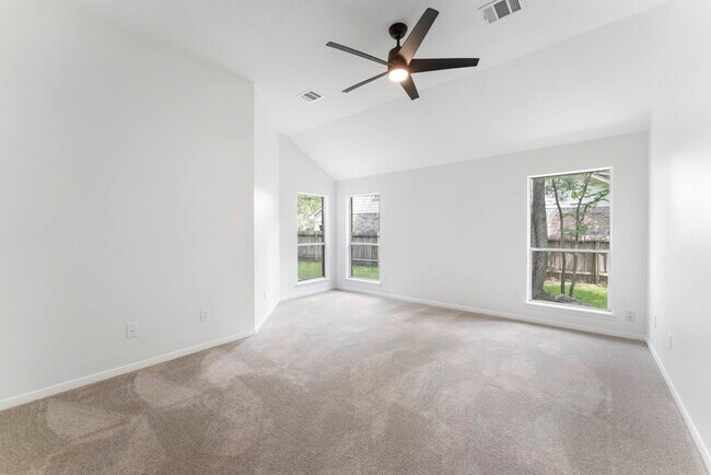 Building Photo - 54 Legend Mill Ct