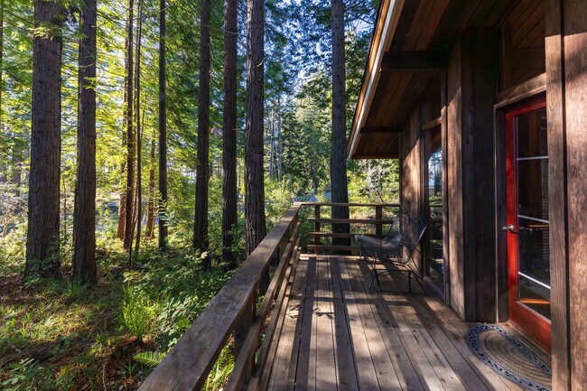 Building Photo - 22000 Timber Cove Rd