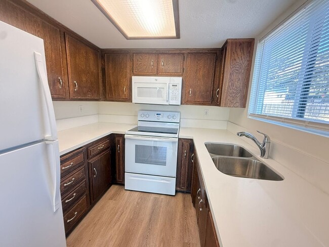 Building Photo - 110 Cuyama Ave