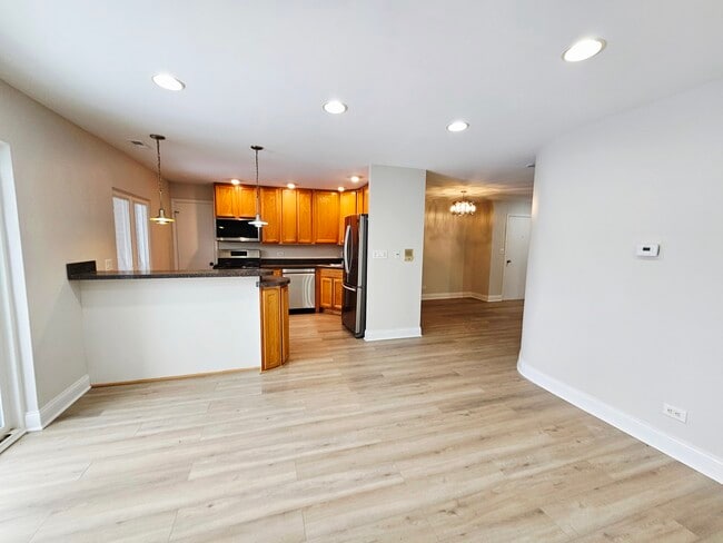 Building Photo - 1550 Sandpebble Dr