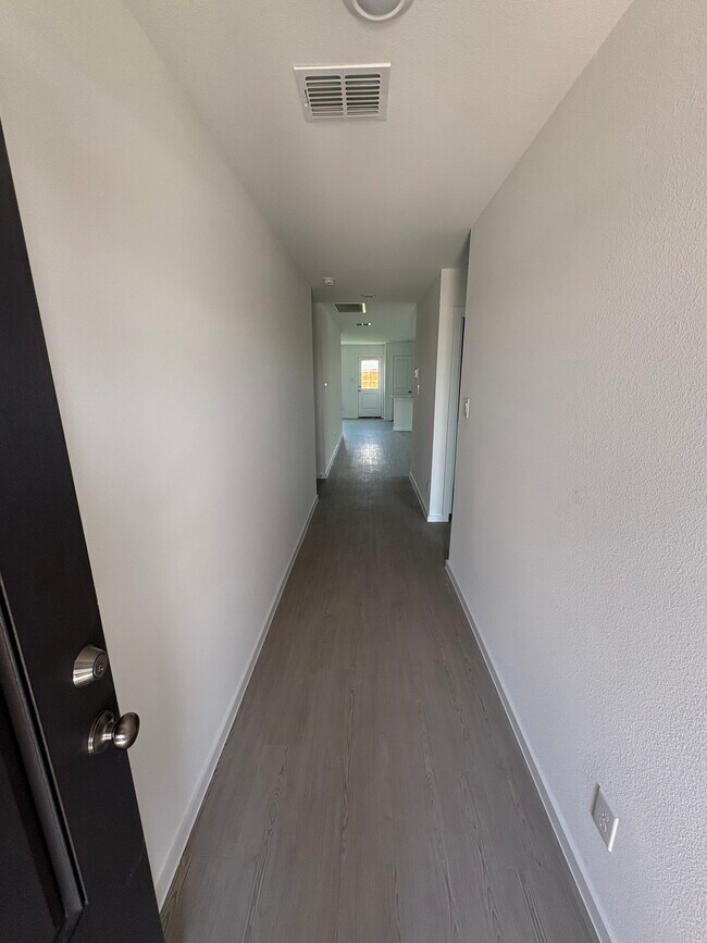 Building Photo - 1522 Lanner Mdws Ln