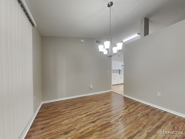 Building Photo - 415 Carriage Crossing Cir