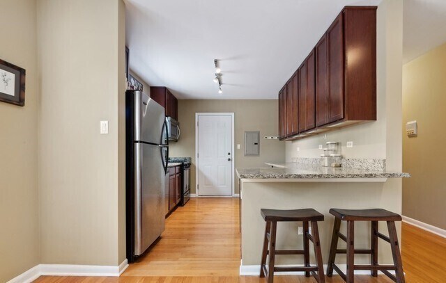 Building Photo - 2145 Ridge Ave