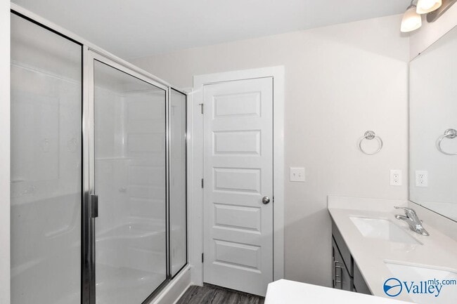 Building Photo - 381 McCollum Rd