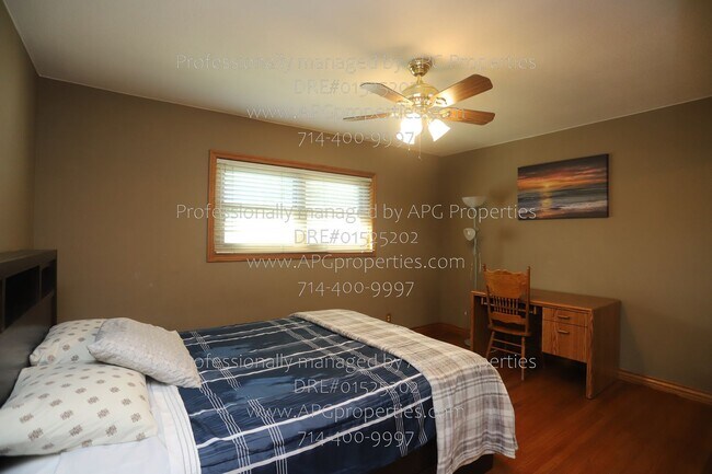 Building Photo - 11441 Park Ln