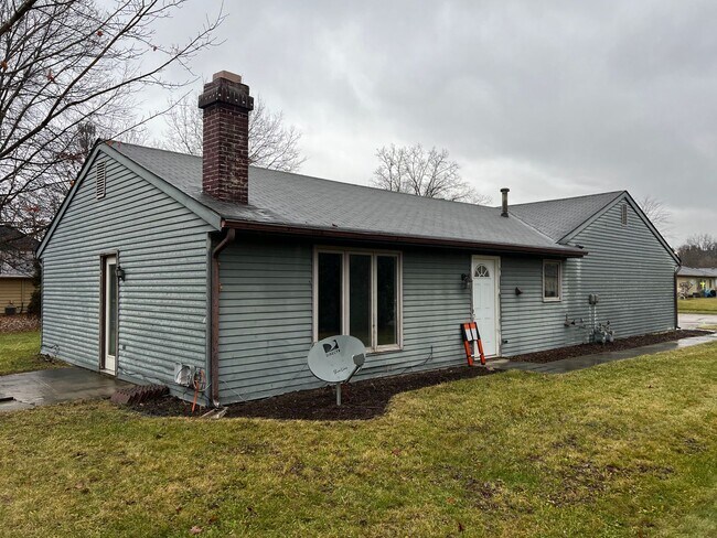 Building Photo - Duplex for Rent by Capital Property Manage...