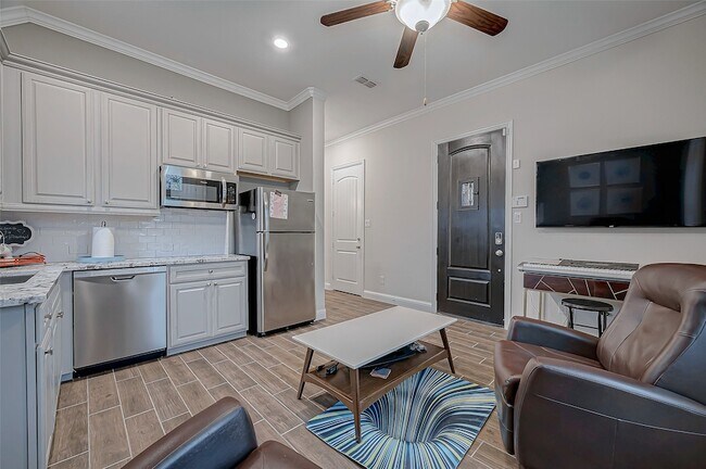 Building Photo - 29514 Highland Manor Ct