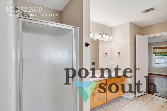 Building Photo - 1524 Sandcliff Dr