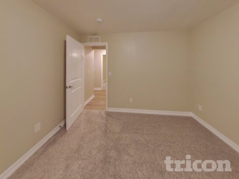 Building Photo - 6748 Lamine Dr