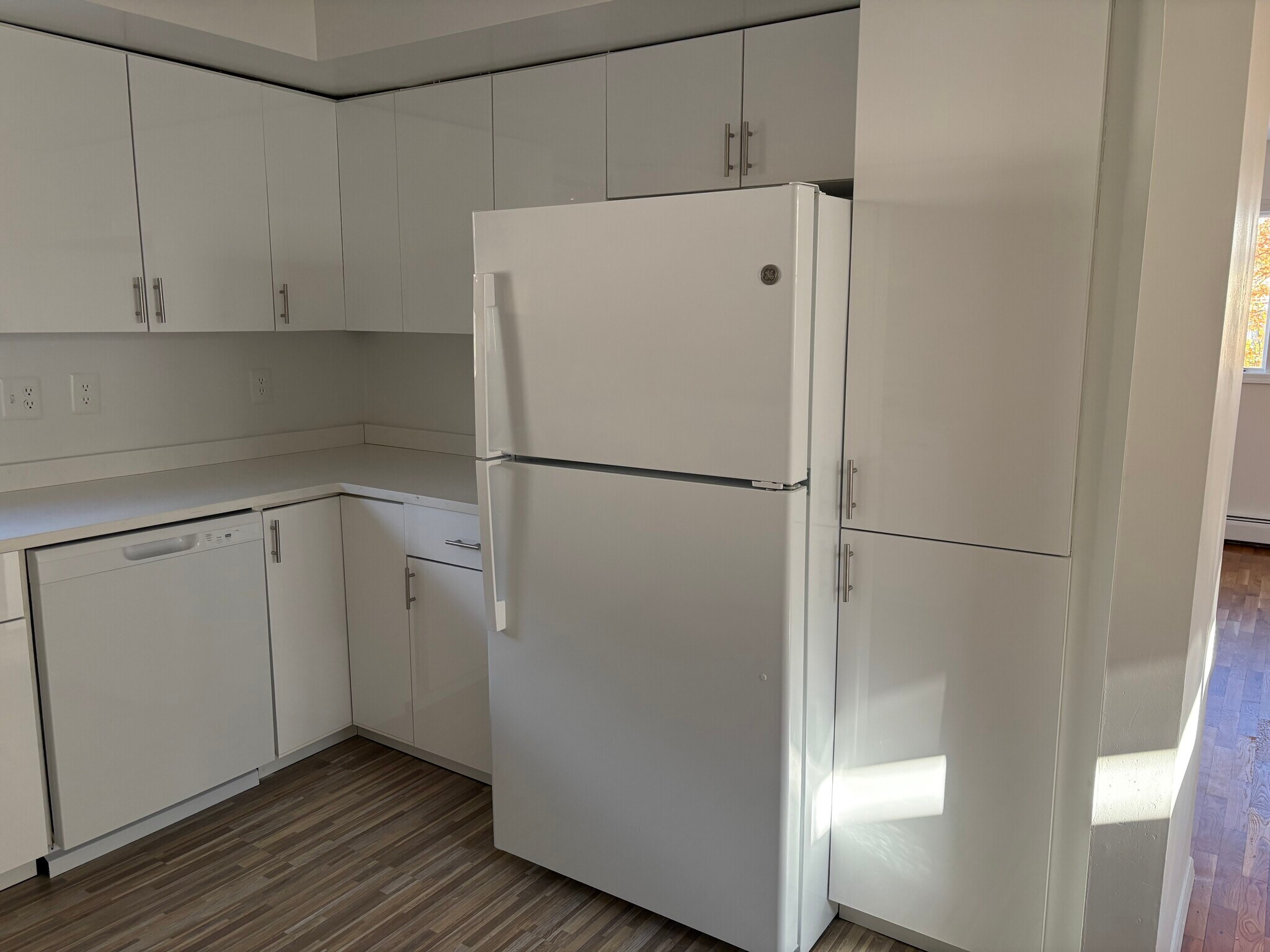 Building Photo - 6219 Polk St