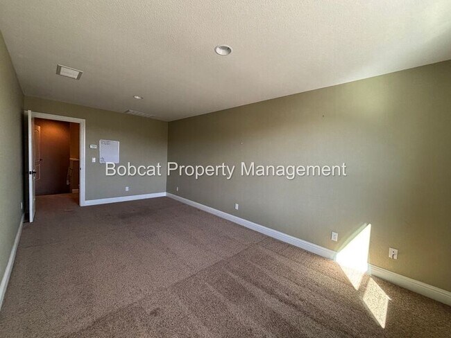 Building Photo - 1360 Turner Ct