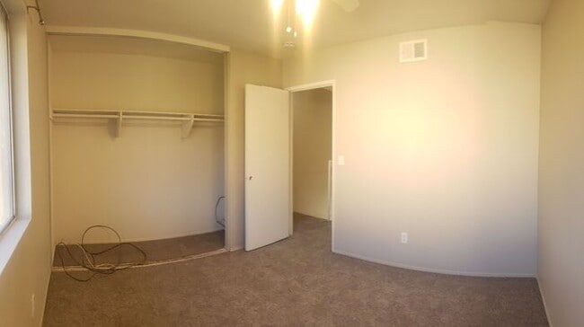 Building Photo - Well Appointed Condo with private yard!