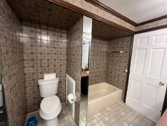Building Photo - 43309 Westview Dr