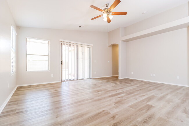 Building Photo - 7311 W Cordes Rd