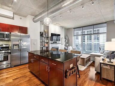 Building Photo - 700 N Larrabee St