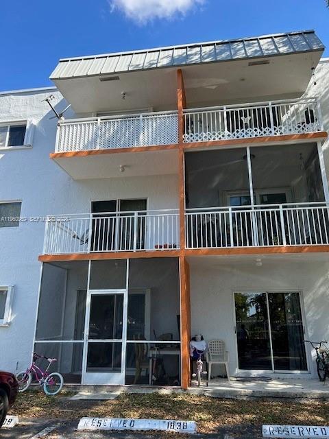 Building Photo - 11301 SW 200th St