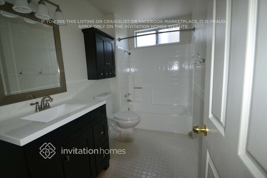 Building Photo - 42418 Coronet Ct
