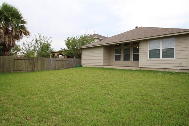 Building Photo - 11505 Oltons Bluff Cove