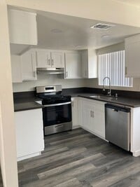 Building Photo - Beautiful 3 Bedroom Unit in Placentia