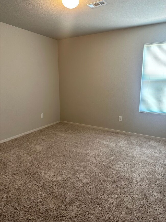 Building Photo - Contact Peggy at 501-676-1758