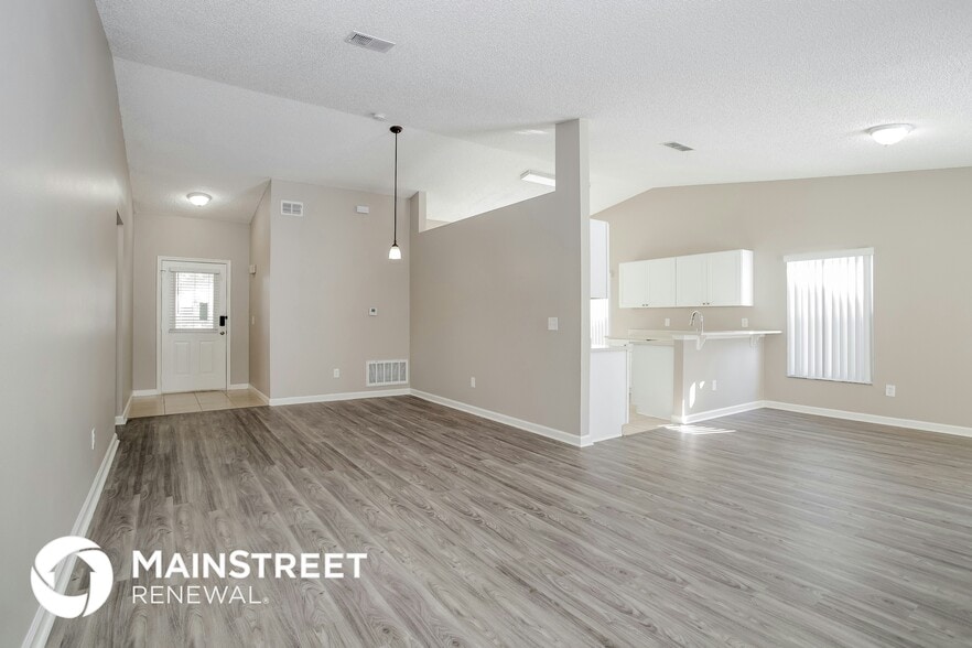 Building Photo - 1510 Oak Hill Trail