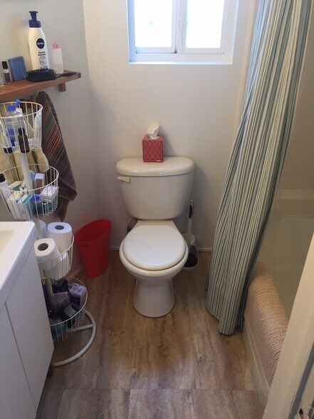 Building Photo - 110 Brooks Ave