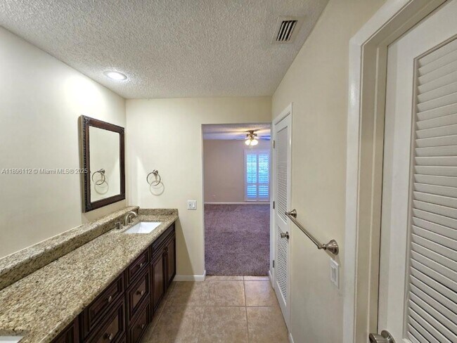 Building Photo - 3664 SW Quail Meadow Trail