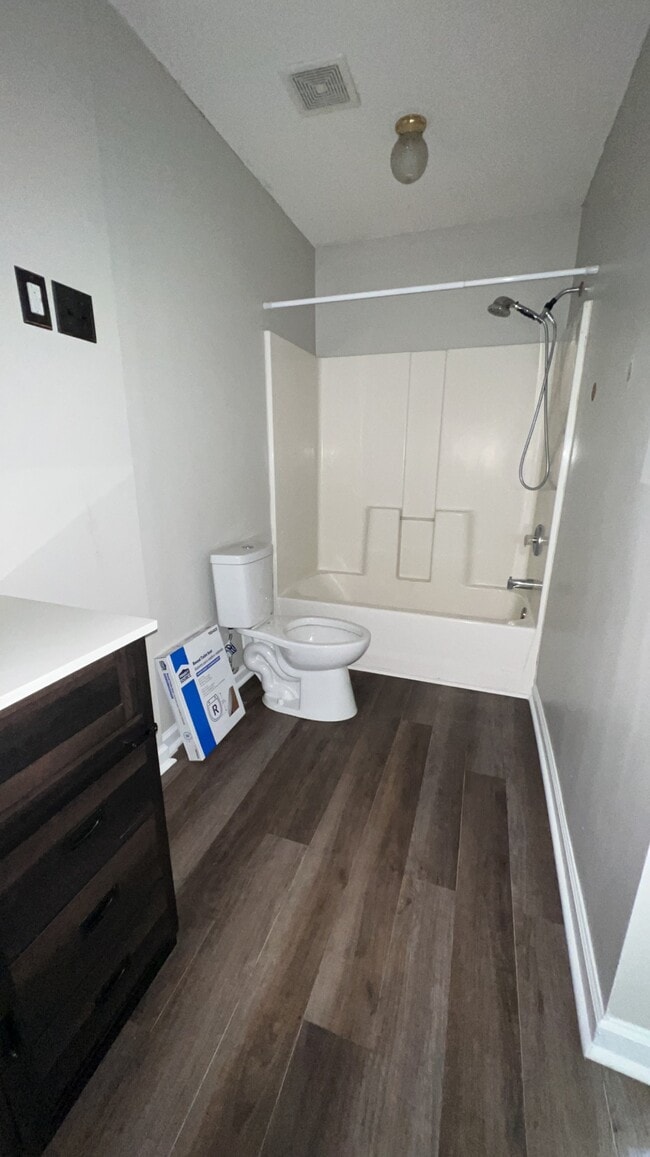 Building Photo - 822 Waterfield Dr