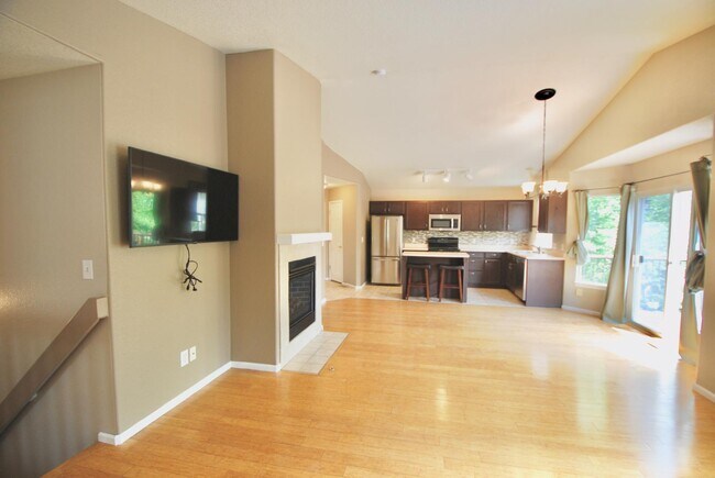 Building Photo - 1354 Avgare Way