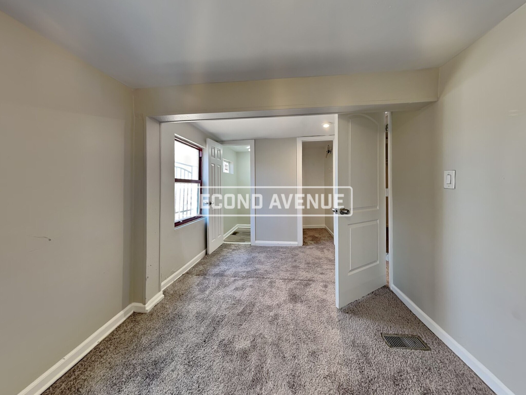 Building Photo - 2612 Bales Ave