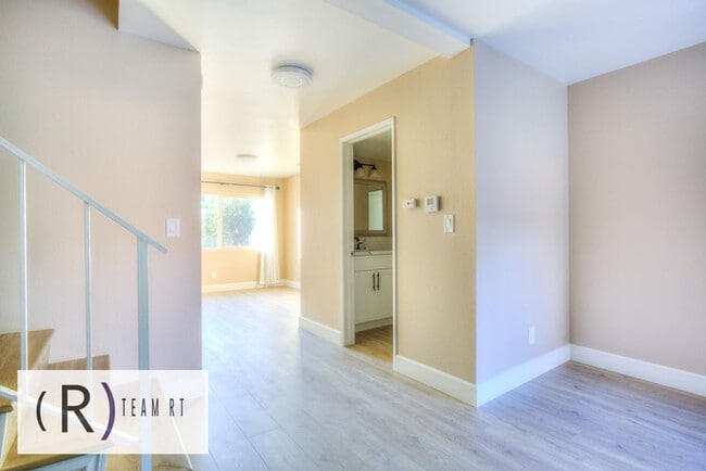 Building Photo - Gated Community and Lovely Condominum in Almansor Park Estates