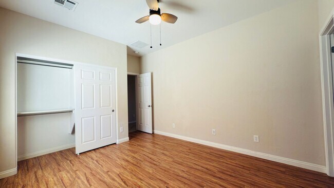 Building Photo - 2617 Vendange Pl