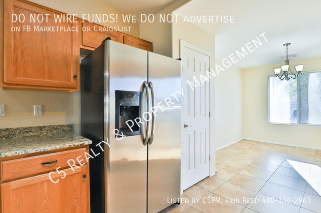 Building Photo - 16886 W Portland St