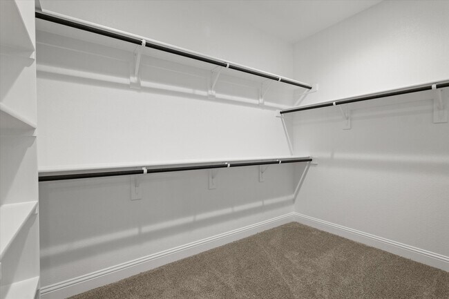 Building Photo - 1704 Woodpecker St