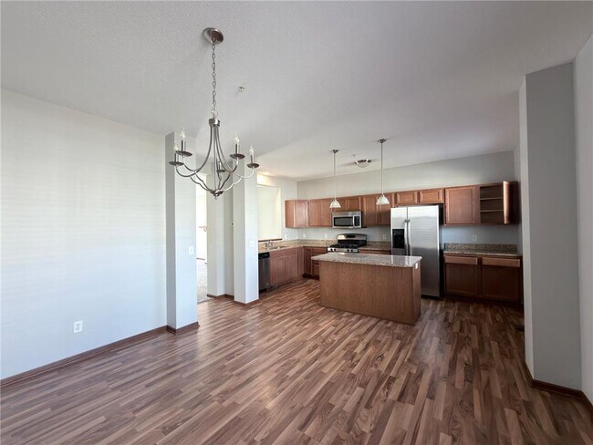 Building Photo - 17127 72nd Ave N