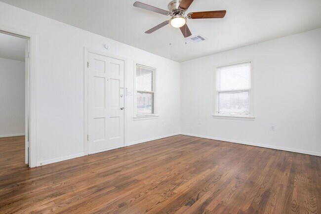 Building Photo - 4602 N Classen Blvd