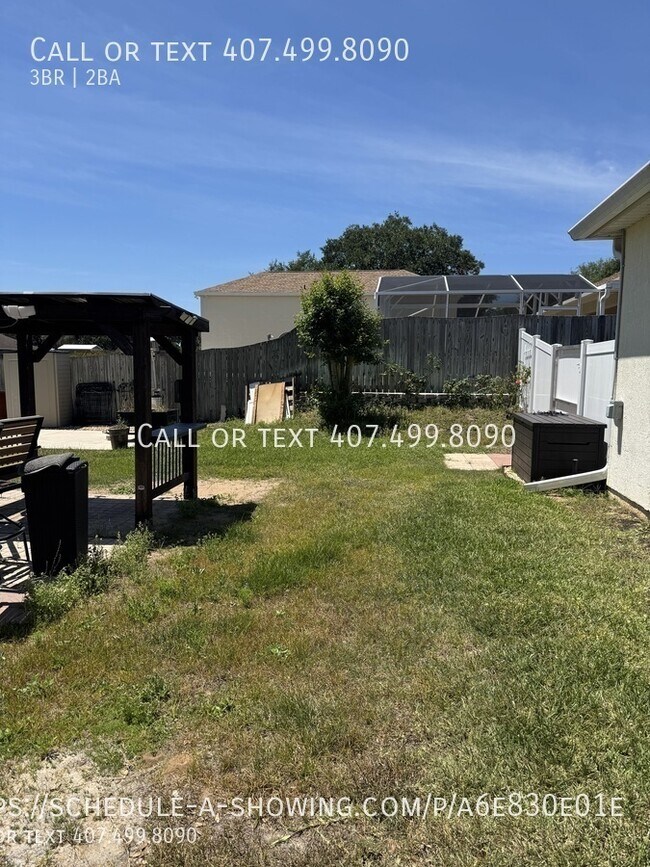 Building Photo - 13500 Biscayne Dr