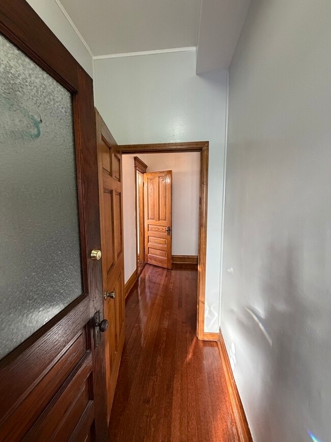 Building Photo - 2624 W Walton St