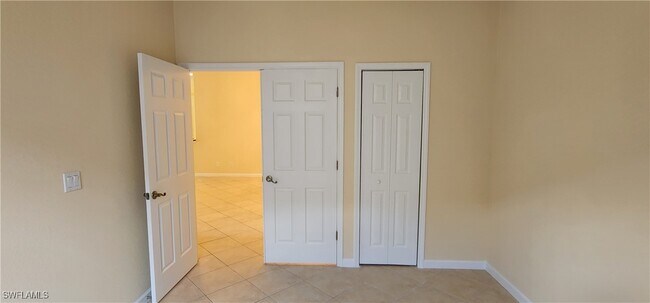Building Photo - 7856 Founders Cir