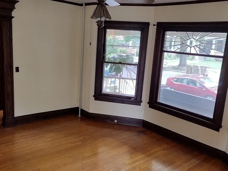 Building Photo - 937 Spaight St